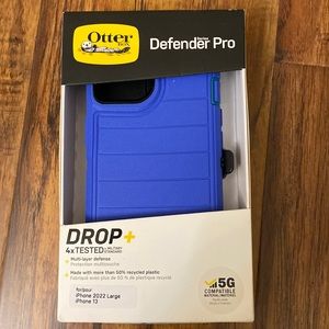 OtterBox Defender Pro Blue iPhone 13 / iPhone 2022 Large Case
